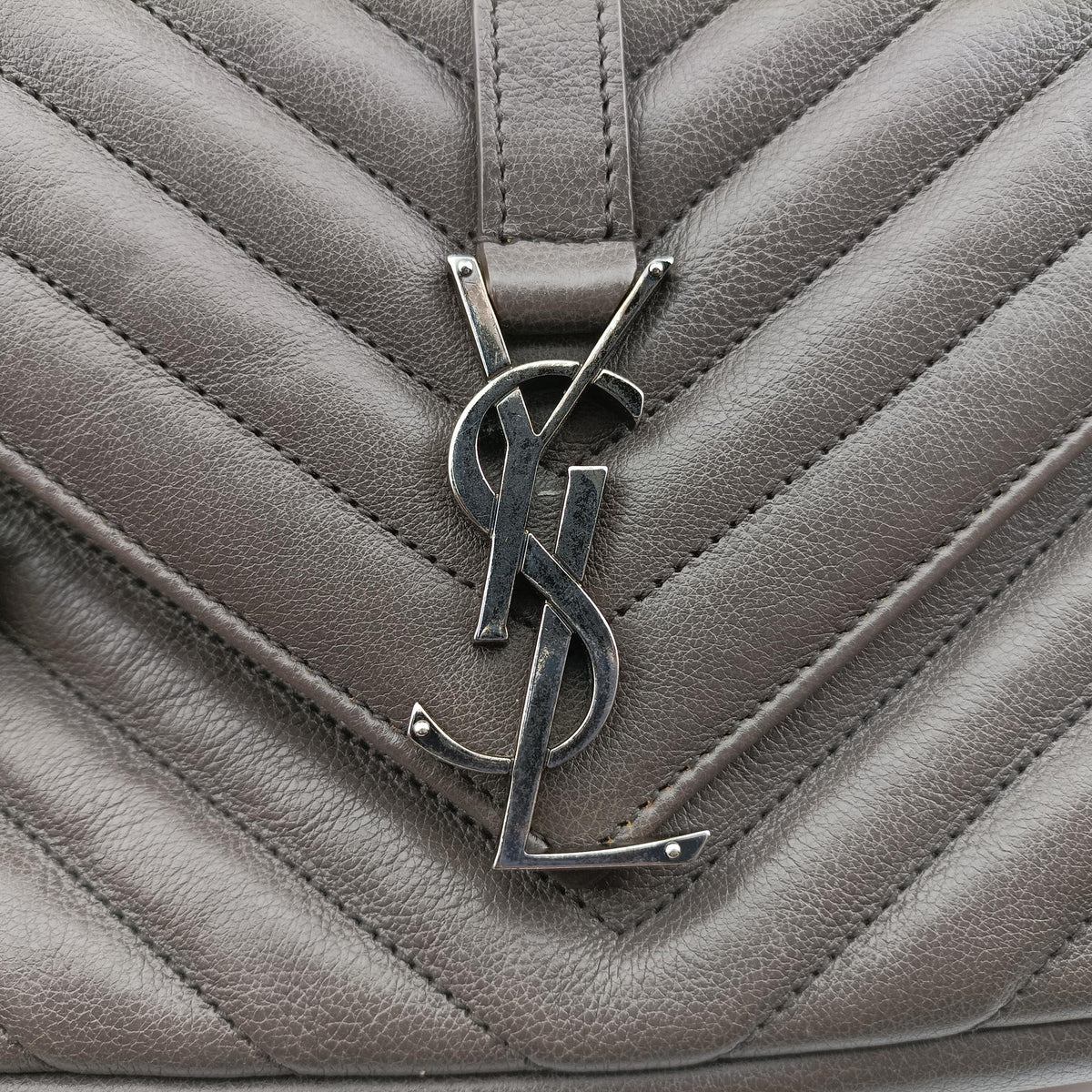 Pre-owned Yves Saint Laurent COLLEGE Grey Leather 428056 shoulderbag | stylenewstar