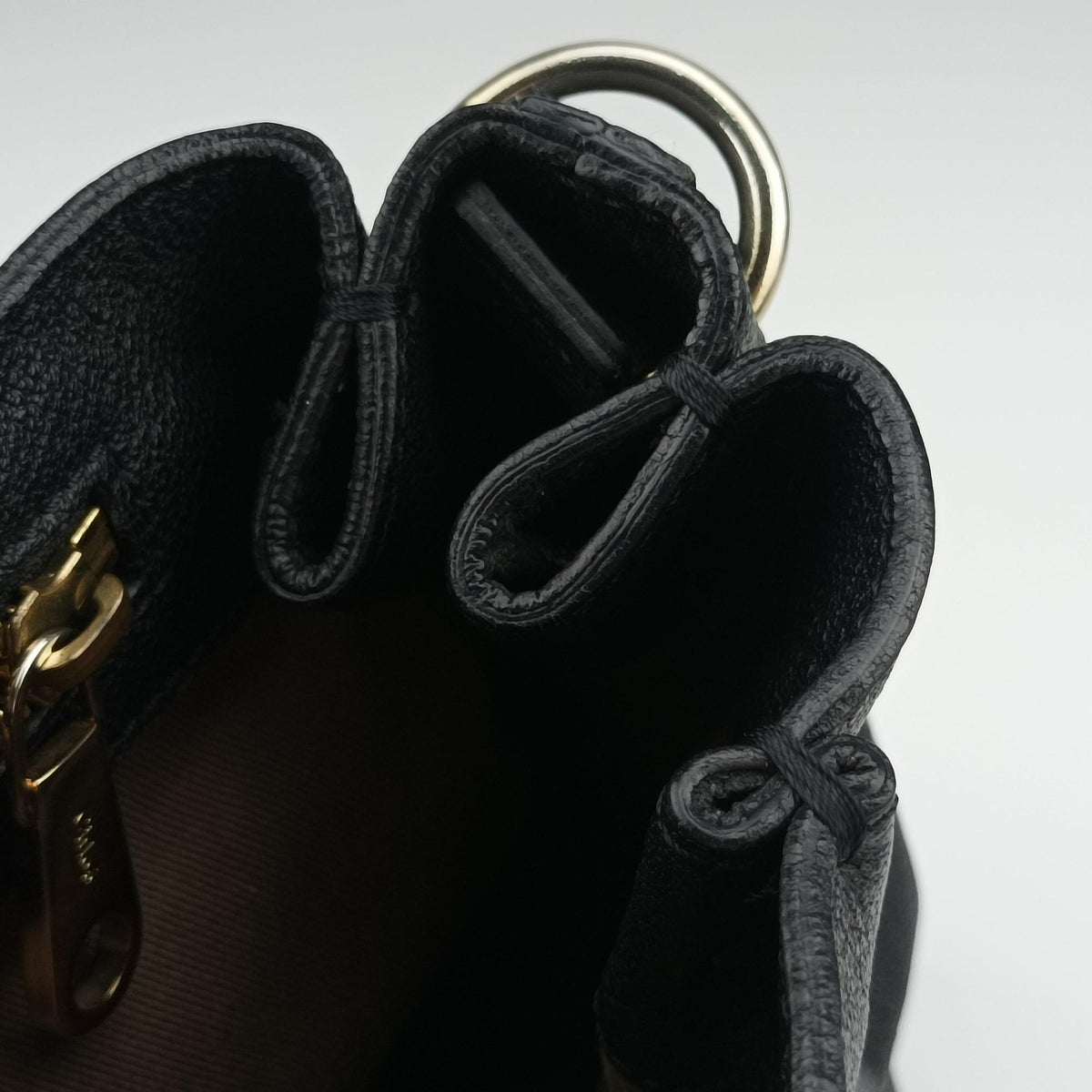Pre-owned Chloe Elsie Black Leather  shoulderbag | stylenewstar