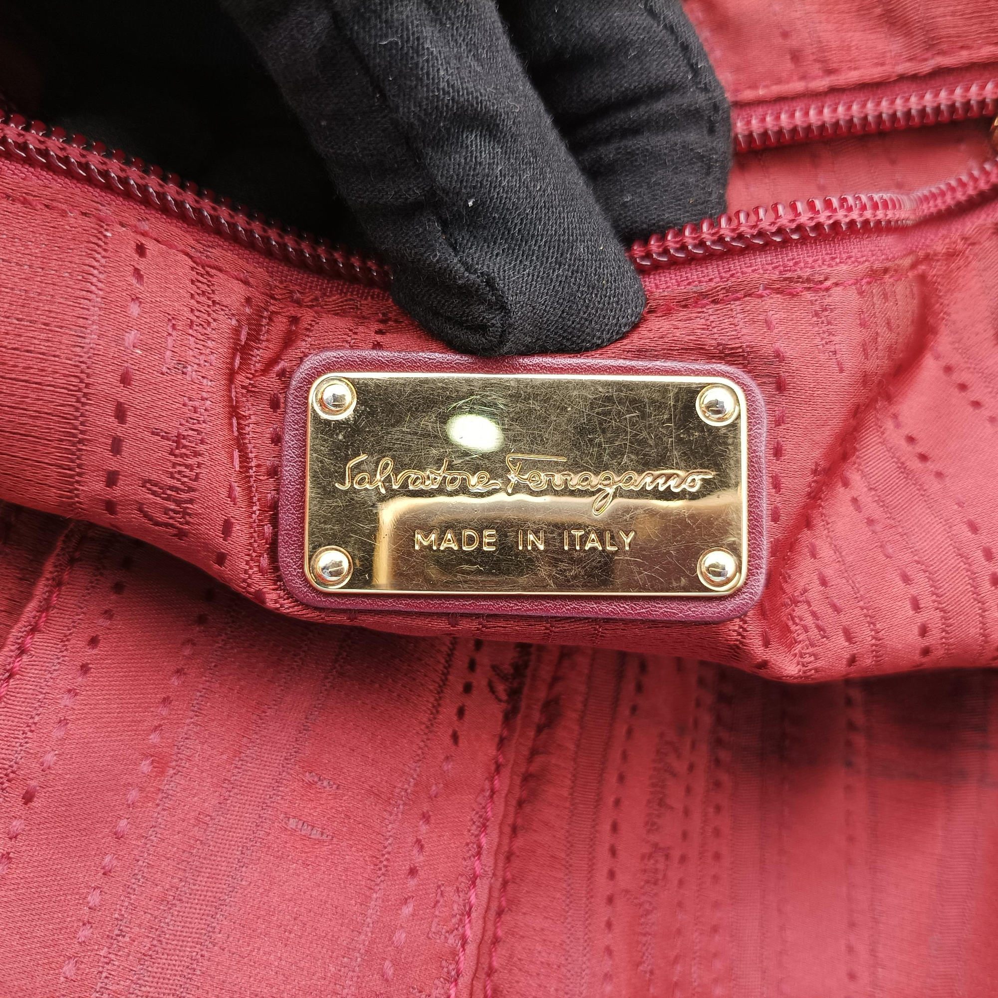 Pre-owned Ferragamo Drawstring Bag Red Nylon  handbag | stylenewstar