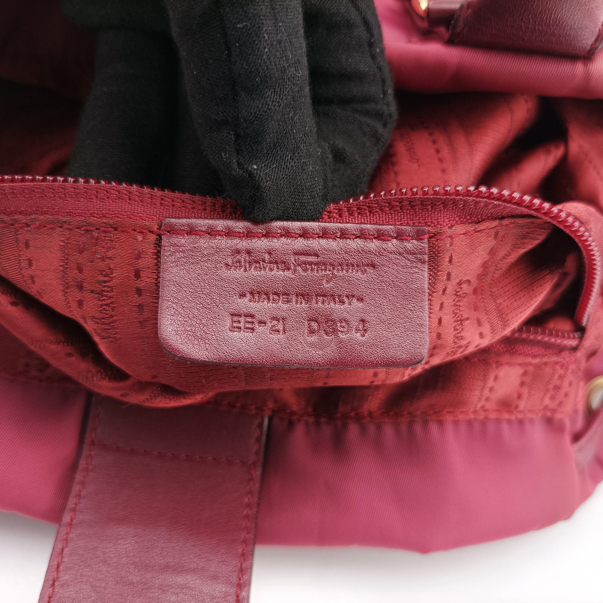 Pre-owned Ferragamo Drawstring Bag Red Nylon  handbag | stylenewstar