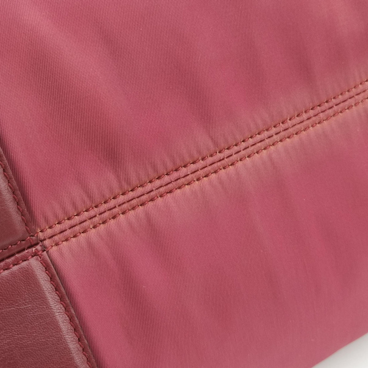 Pre-owned Ferragamo Drawstring Bag Red Nylon  handbag | stylenewstar