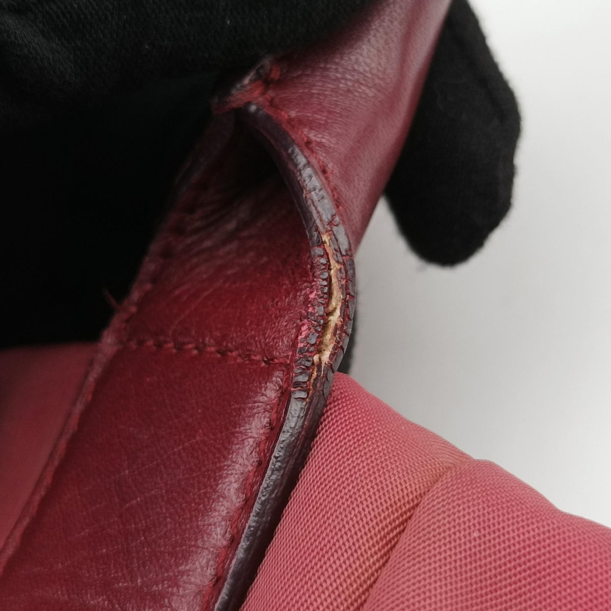 Pre-owned Ferragamo Drawstring Bag Red Nylon  handbag | stylenewstar