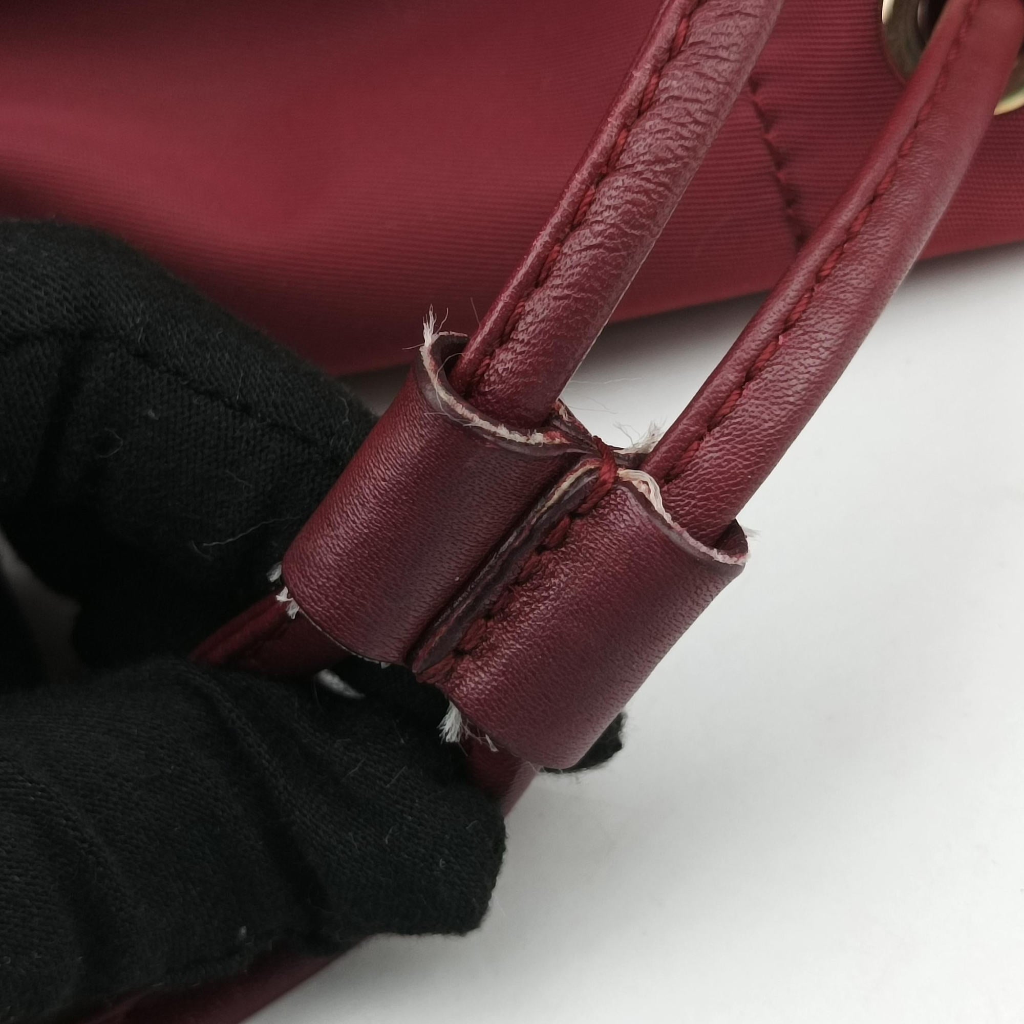 Pre-owned Ferragamo Drawstring Bag Red Nylon  handbag | stylenewstar
