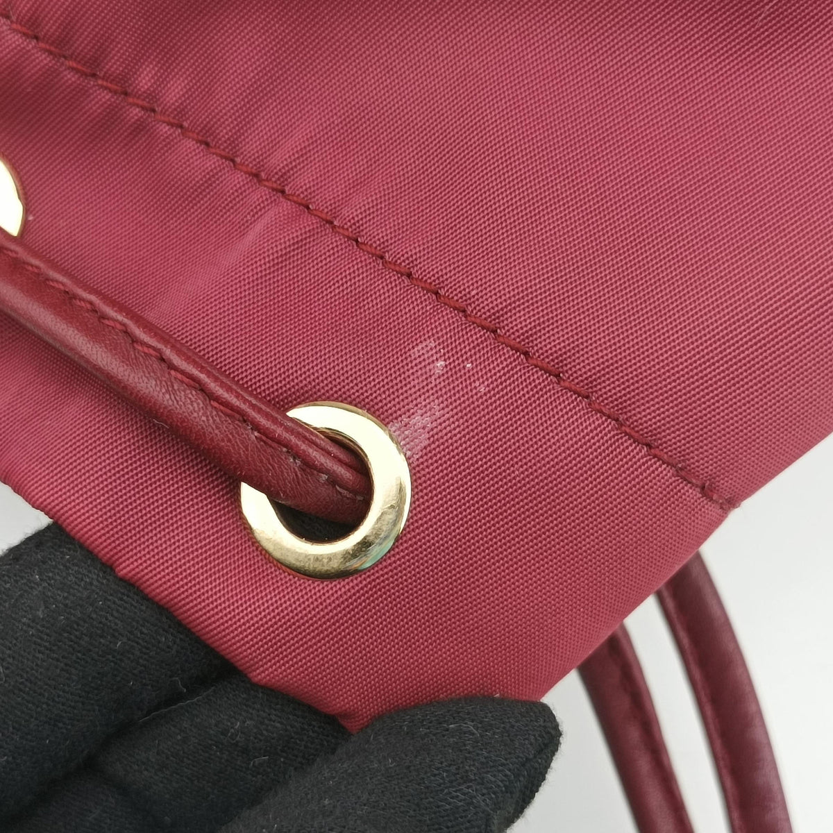 Pre-owned Ferragamo Drawstring Bag Red Nylon  handbag | stylenewstar