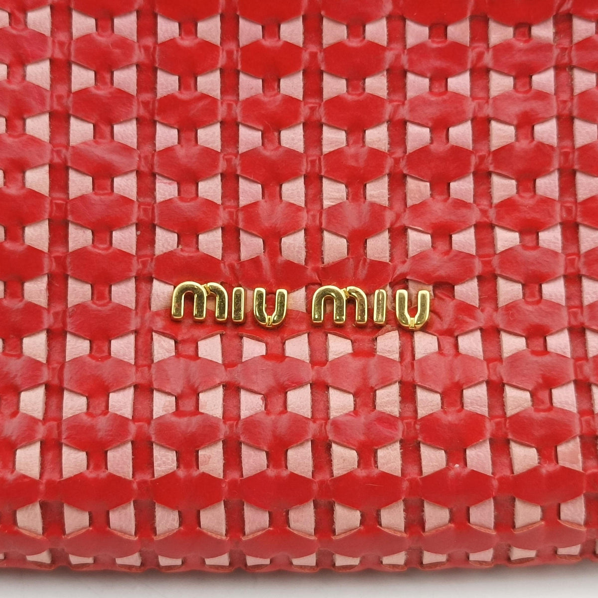Secondhand Miu Miu Frame Red Patent Leather  shoulderbag | stylenewstar