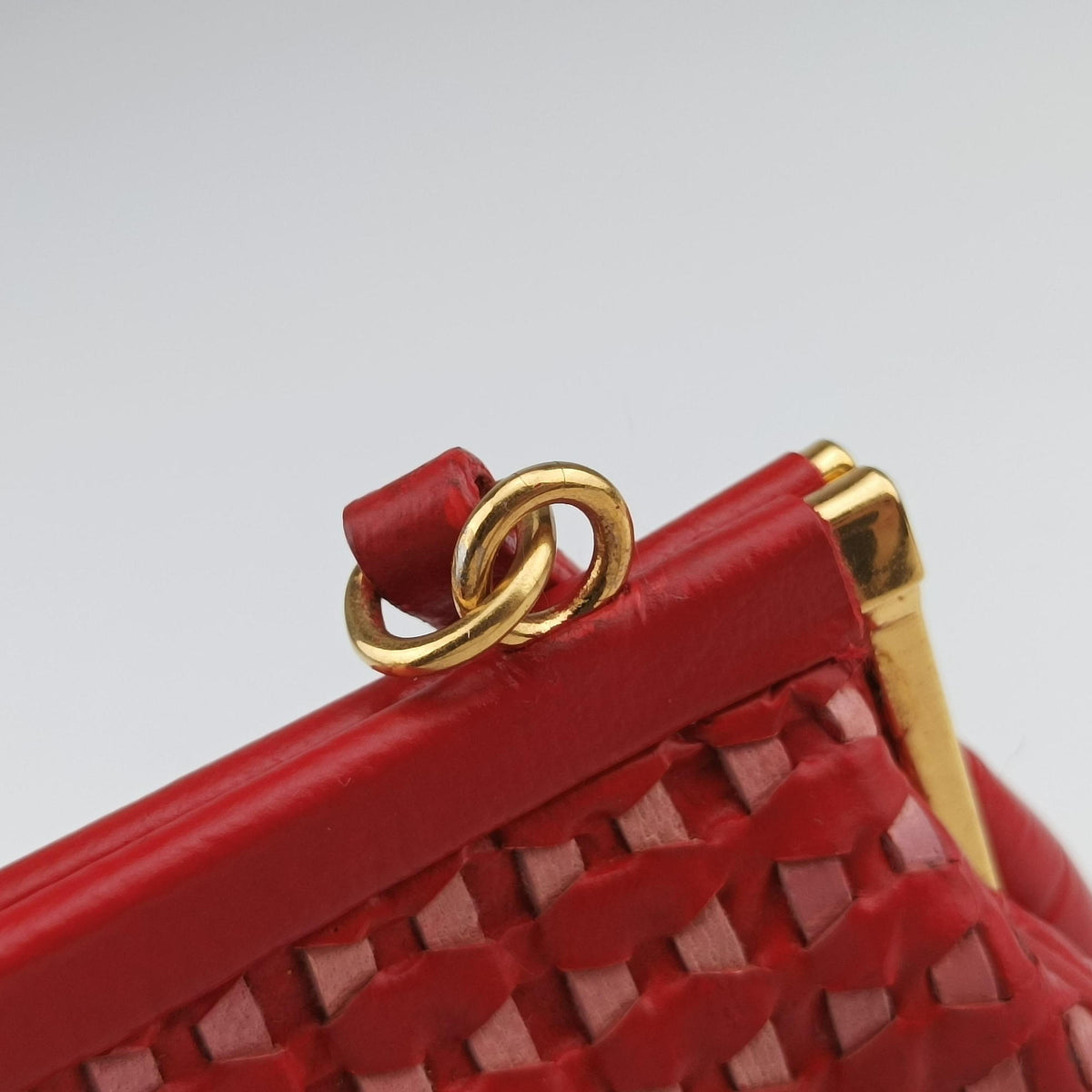 Secondhand Miu Miu Frame Red Patent Leather  shoulderbag | stylenewstar
