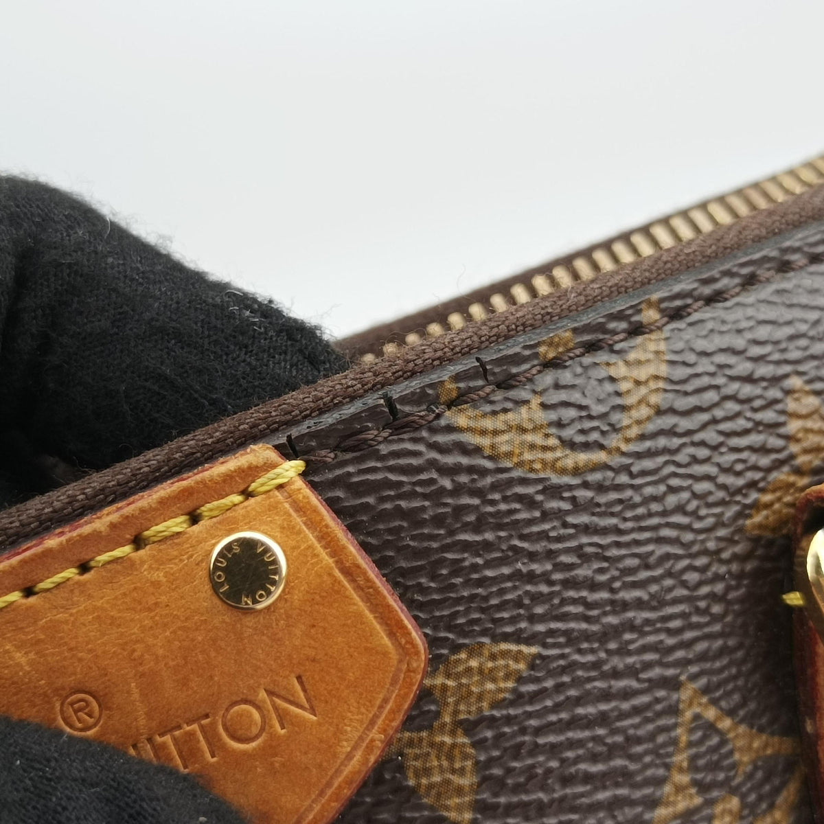 Pre-owned Louis Vuitton TURENNE MM Brown Monogram Canvas M48814 shoulderbag | stylenewstar