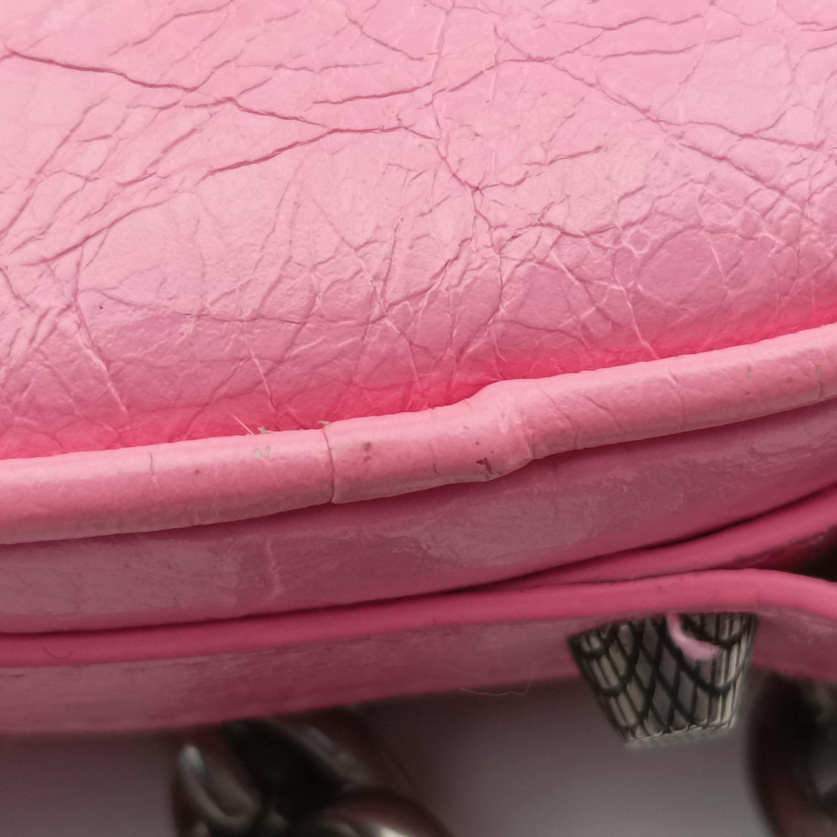 Pre-owned Balenciaga Le Cagole Heart Mini Pink lambskin  shoulderbag | stylenewstar