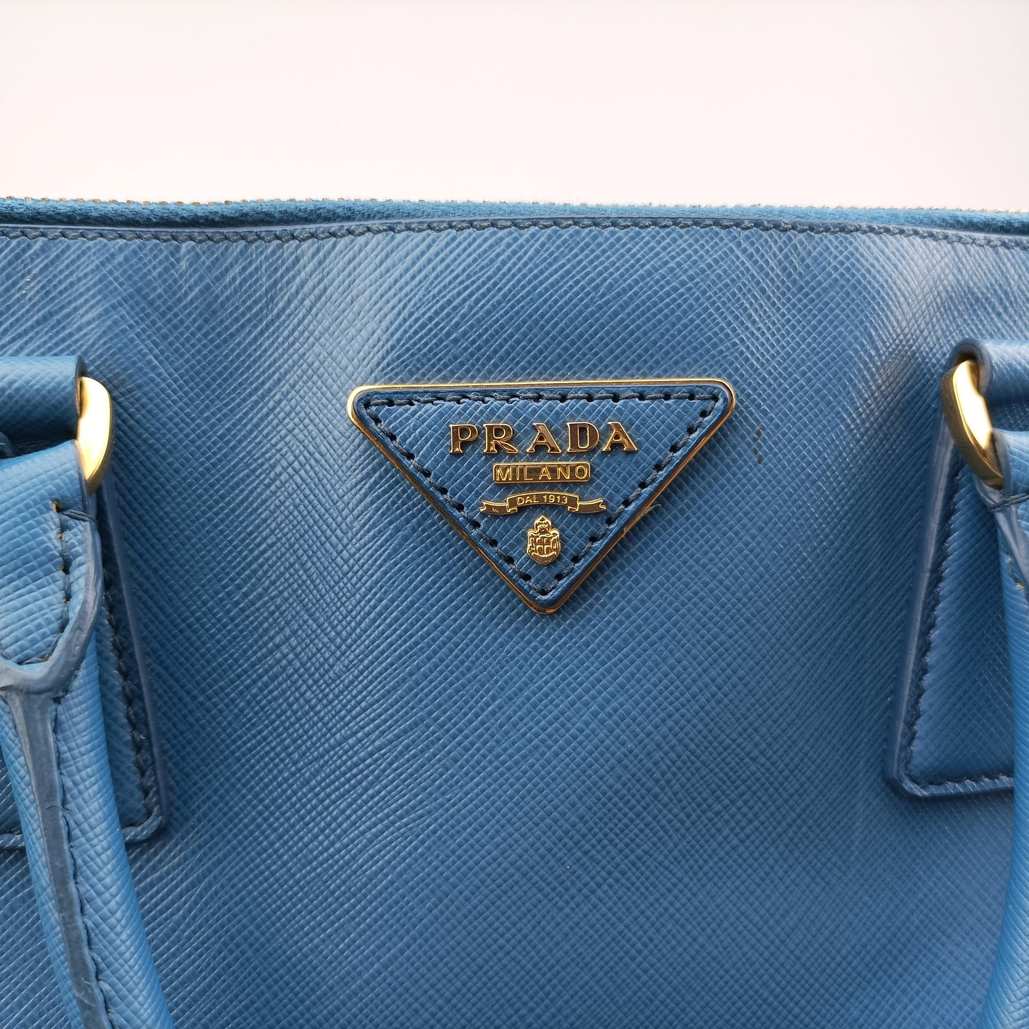 Pre-owned Prada Galleria Blue SAFFIANO Leather BN2274 handbag | stylenewstar