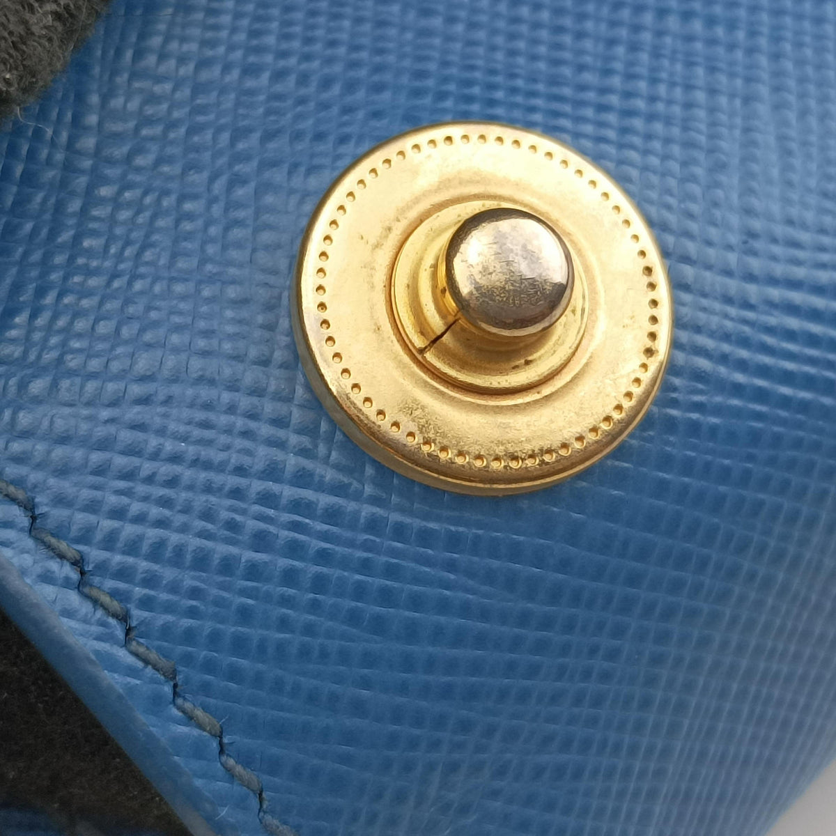 Pre-owned Prada Galleria Blue SAFFIANO Leather BN2274 handbag | stylenewstar