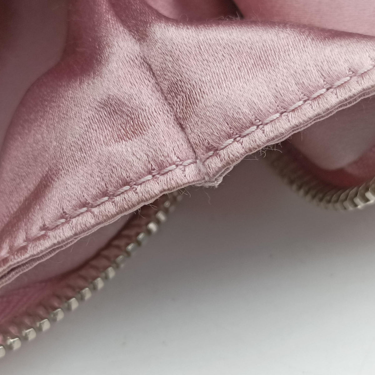 Pre-owned Prada crystal-embellished round Pink silk x Rhinestone 1NR003 shoulderbag | stylenewstar