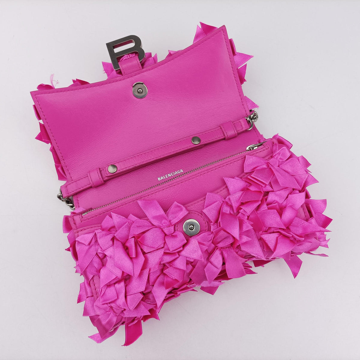 Pre-owned Balenciaga Hourglass Pink Satin× Leather  shoulderbag | stylenewstar