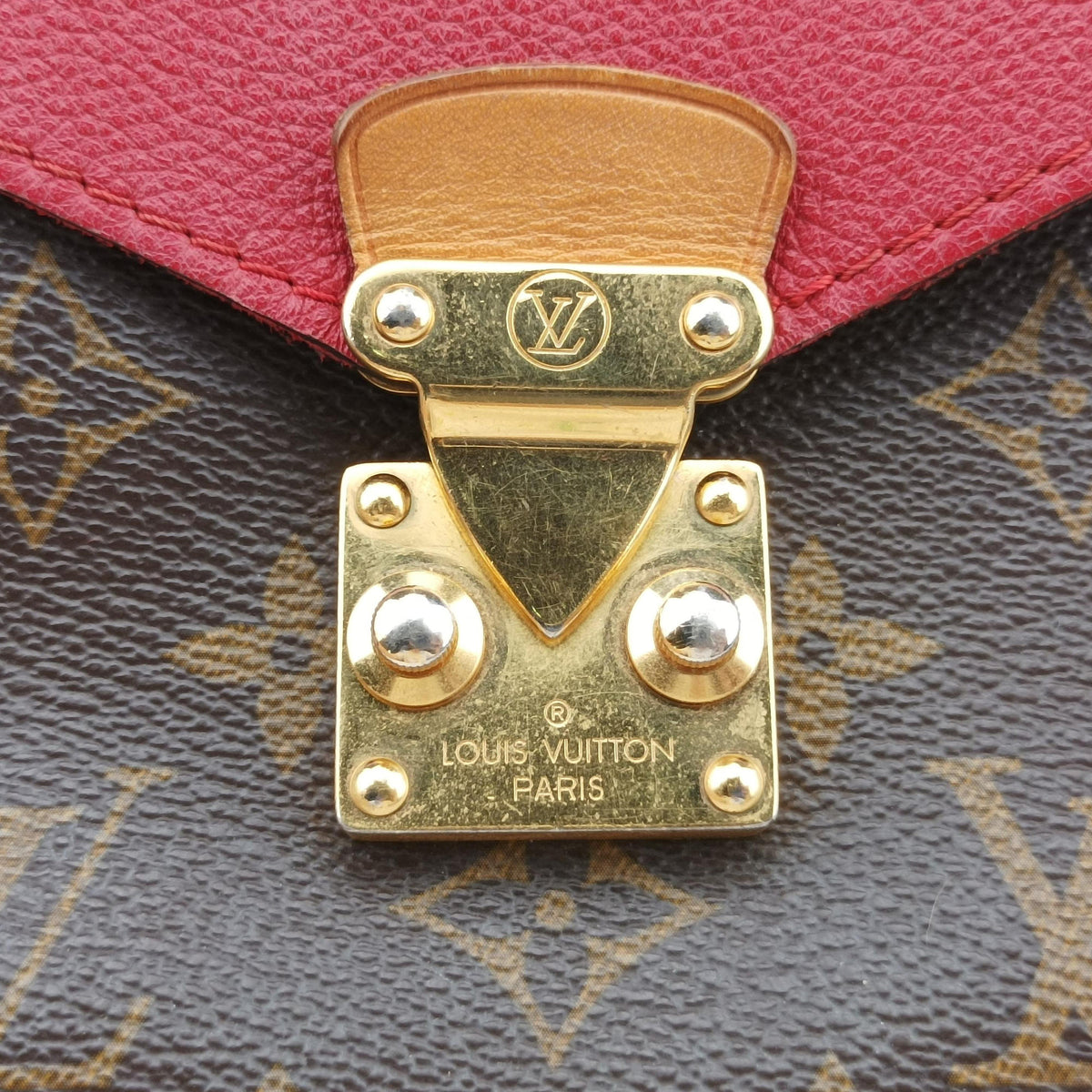 Pre-owned Louis Vuitton PALLAS Chain Brown×CERISE Monogram Canvas×calf leather M41201 shoulderbag | stylenewstar