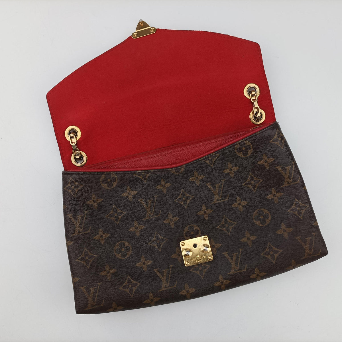 Pre-owned Louis Vuitton PALLAS Chain Brown×CERISE Monogram Canvas×calf leather M41201 shoulderbag | stylenewstar