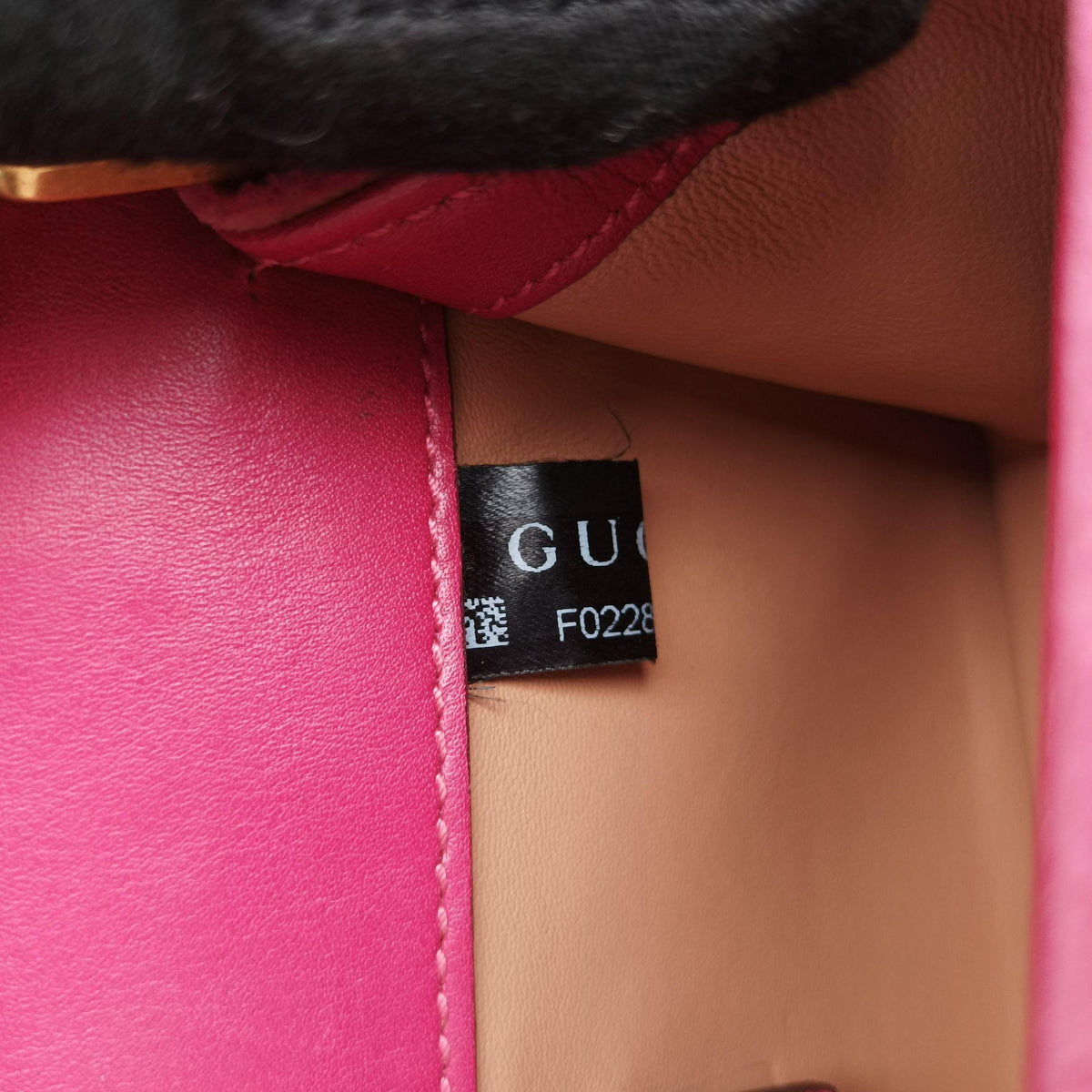 Pre-owned Gucci Broadway Pink velour 489218 shoulderbag | stylenewstar