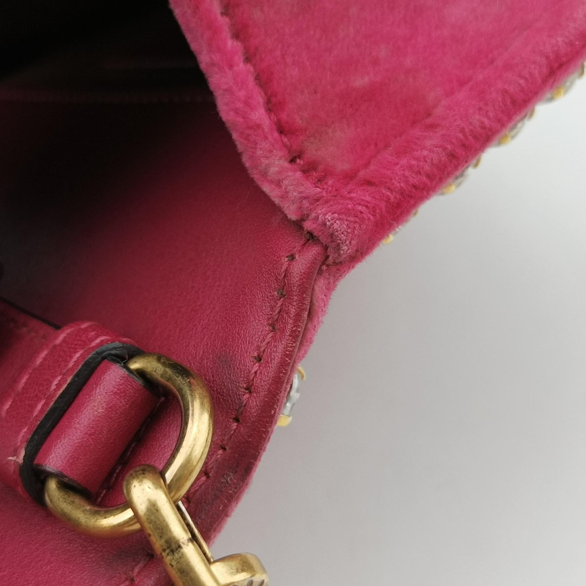 Pre-owned Gucci Broadway Pink velour 489218 shoulderbag | stylenewstar