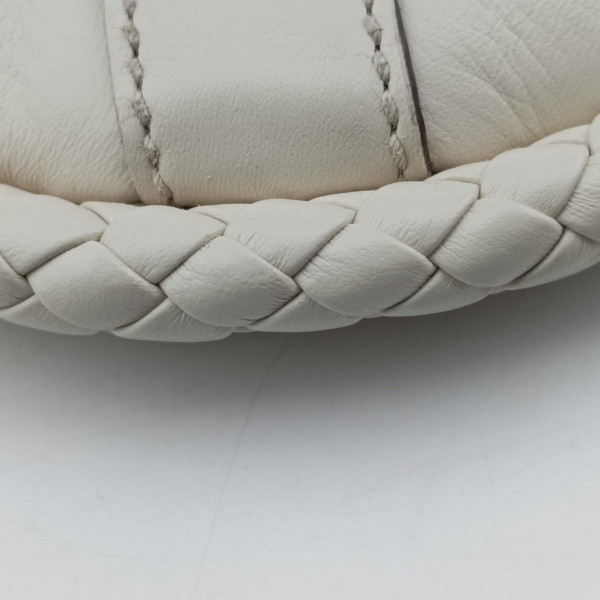 Vintage Gucci Dialux Britt Hobo White Leather 167733 shoulderbag | stylenewstar