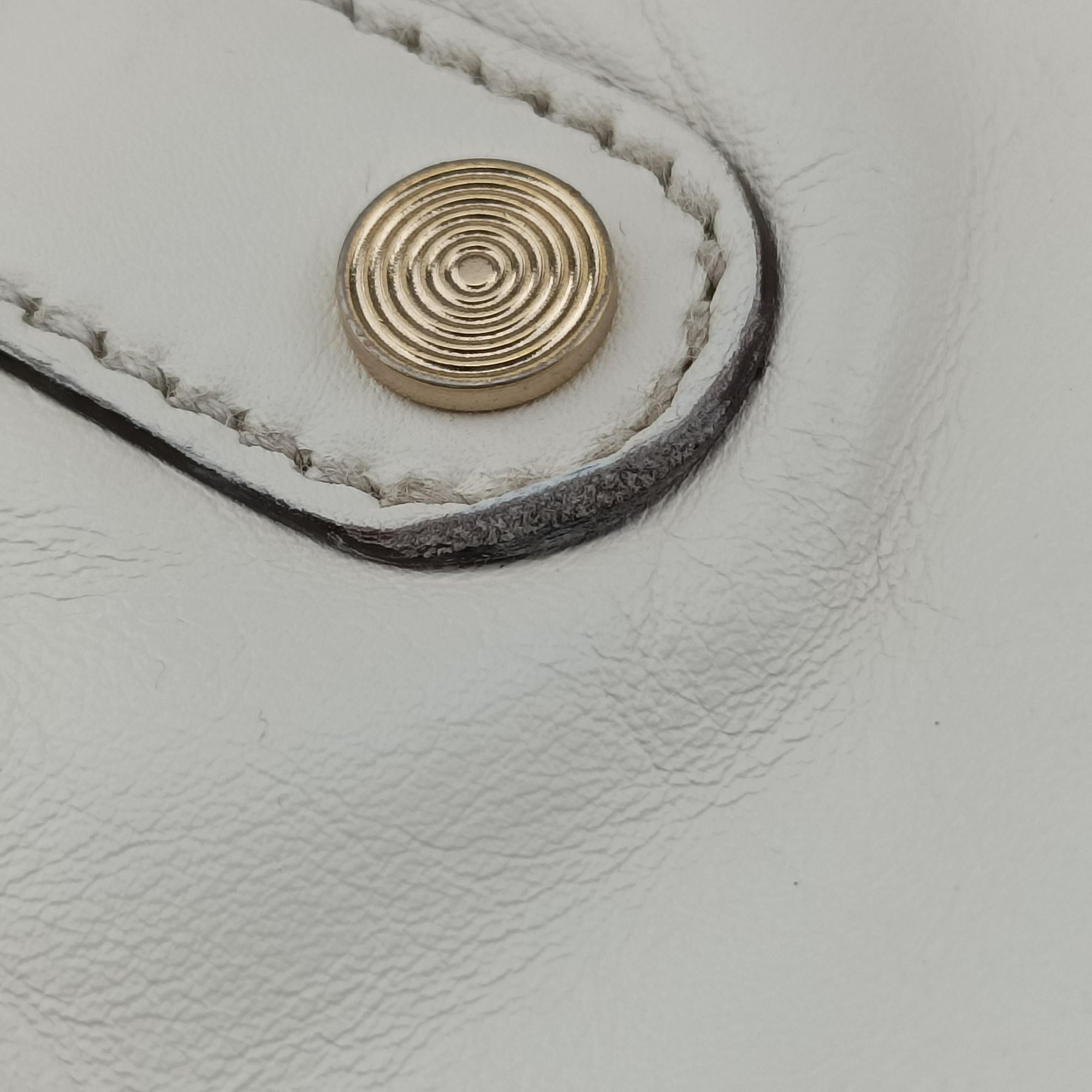 Pre-owned Gucci Dialux Britt Hobo White Leather 167733 shoulderbag | stylenewstar