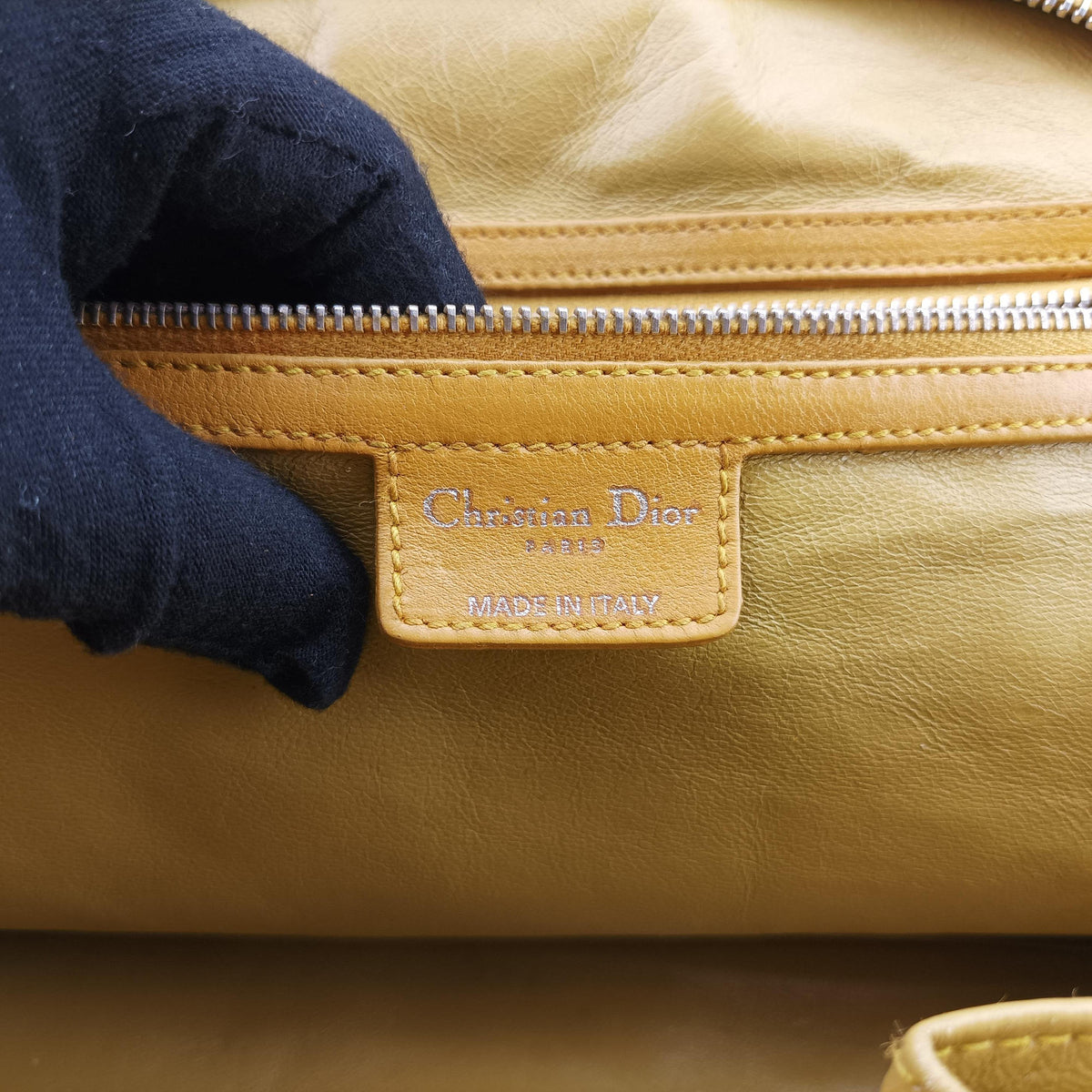 Pre-owned Christian Dior Detective Yellow leather  handbag | stylenewstar