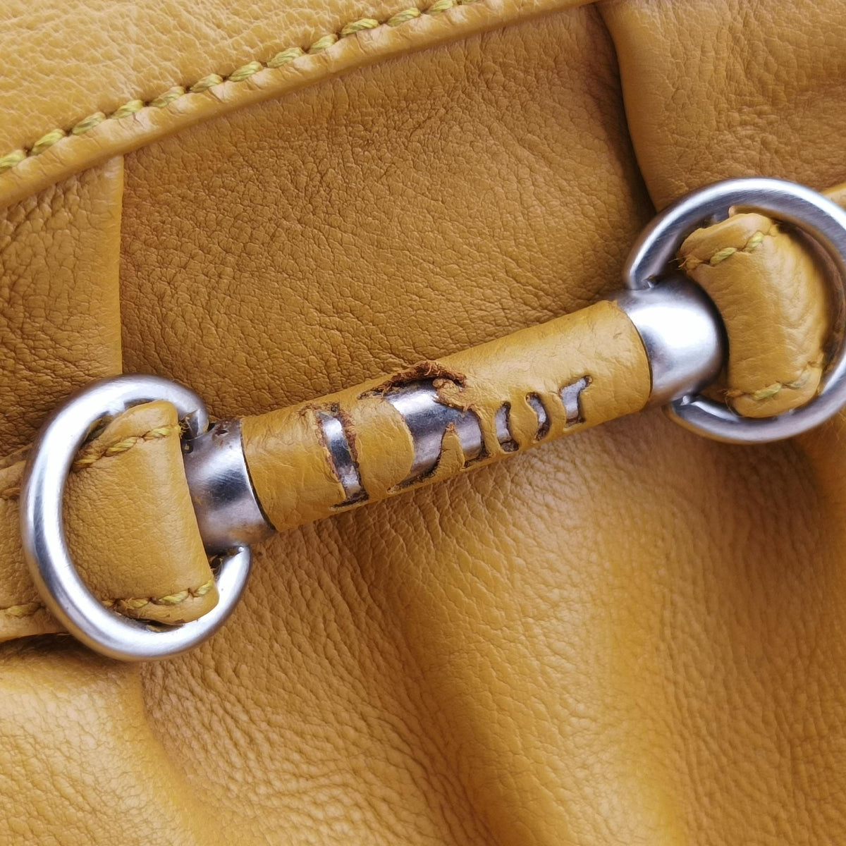 Pre-owned Christian Dior Detective Yellow leather  handbag | stylenewstar