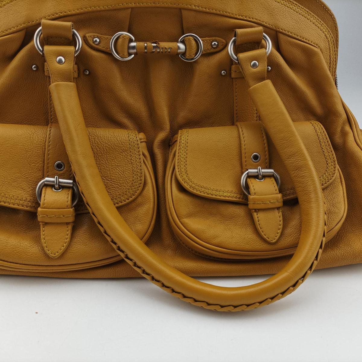 Pre-owned Christian Dior Detective Yellow leather  handbag | stylenewstar
