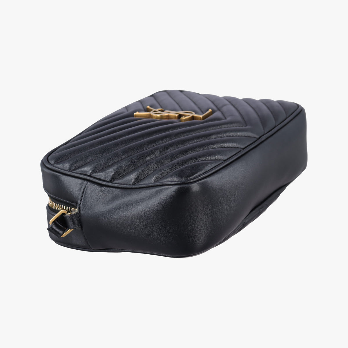 Secondhand Yves Saint Laurent LOU camera Black Leather 574494 shoulderbag | stylenewstar