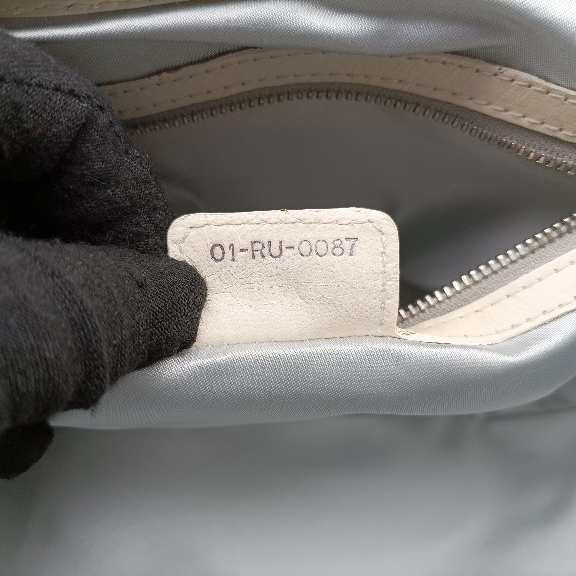 Pre-owned Christian Dior Romantique Trotter White PVC coated canvas  shoulderbag | stylenewstar