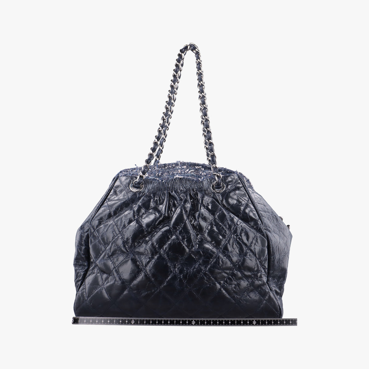 Secondhand Chanel Matelasse Blue leather A47984 shoulderbag | stylenewstar