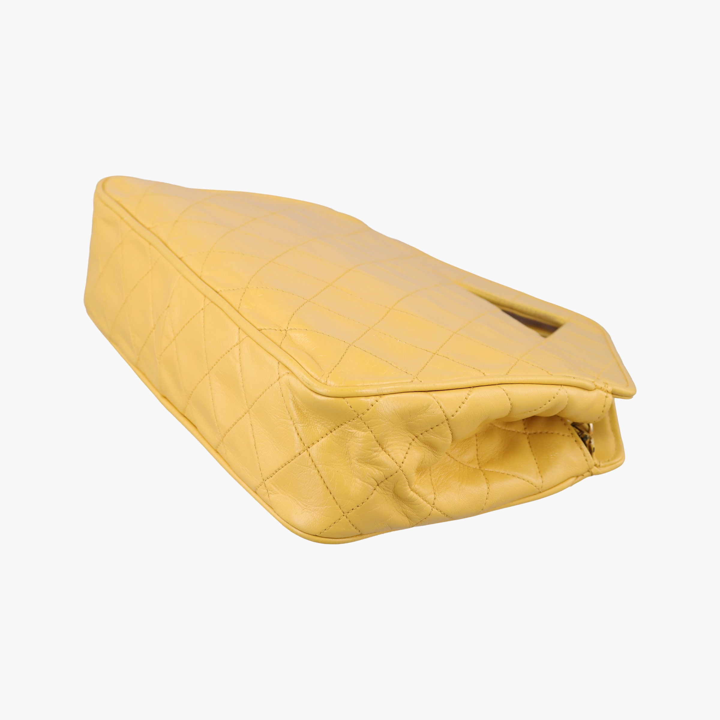 Pre-owned Chanel Matelasse Tassel Yellow lambskin  shoulderbag | stylenewstar