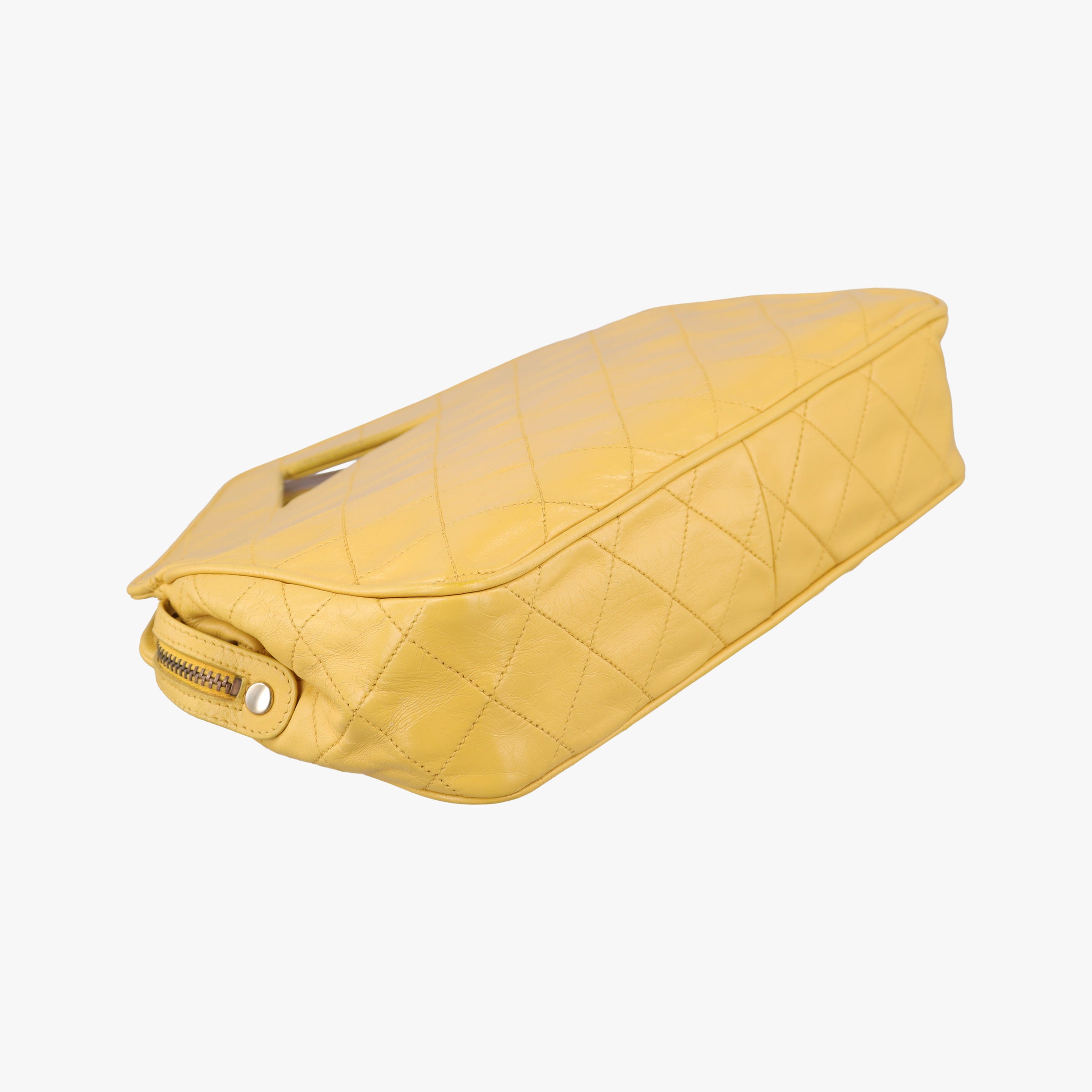 Pre-owned Chanel Matelasse Tassel Yellow lambskin  shoulderbag | stylenewstar