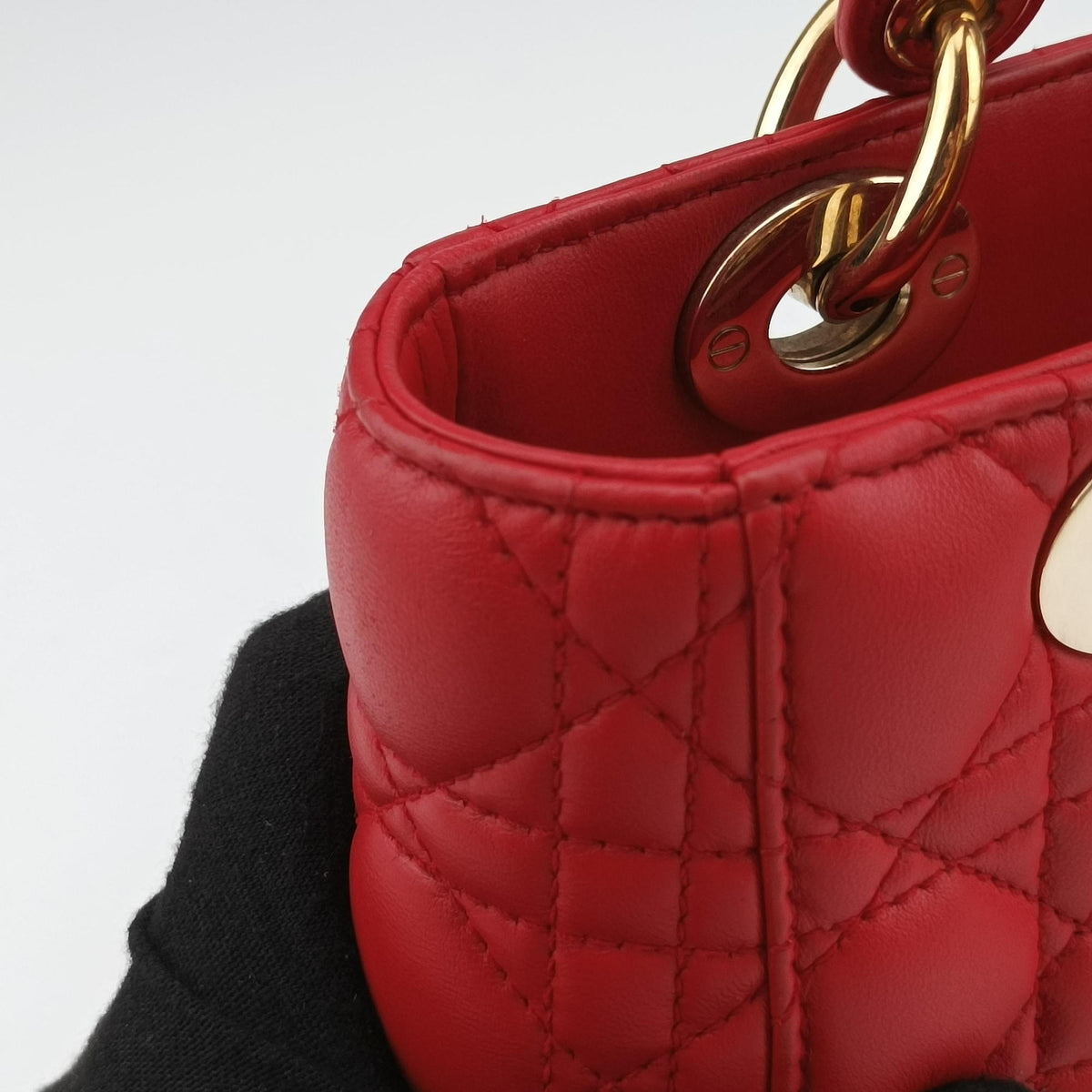 Pre-owned Christian Dior Lady Dior Red lambskin  shoulderbag | stylenewstar