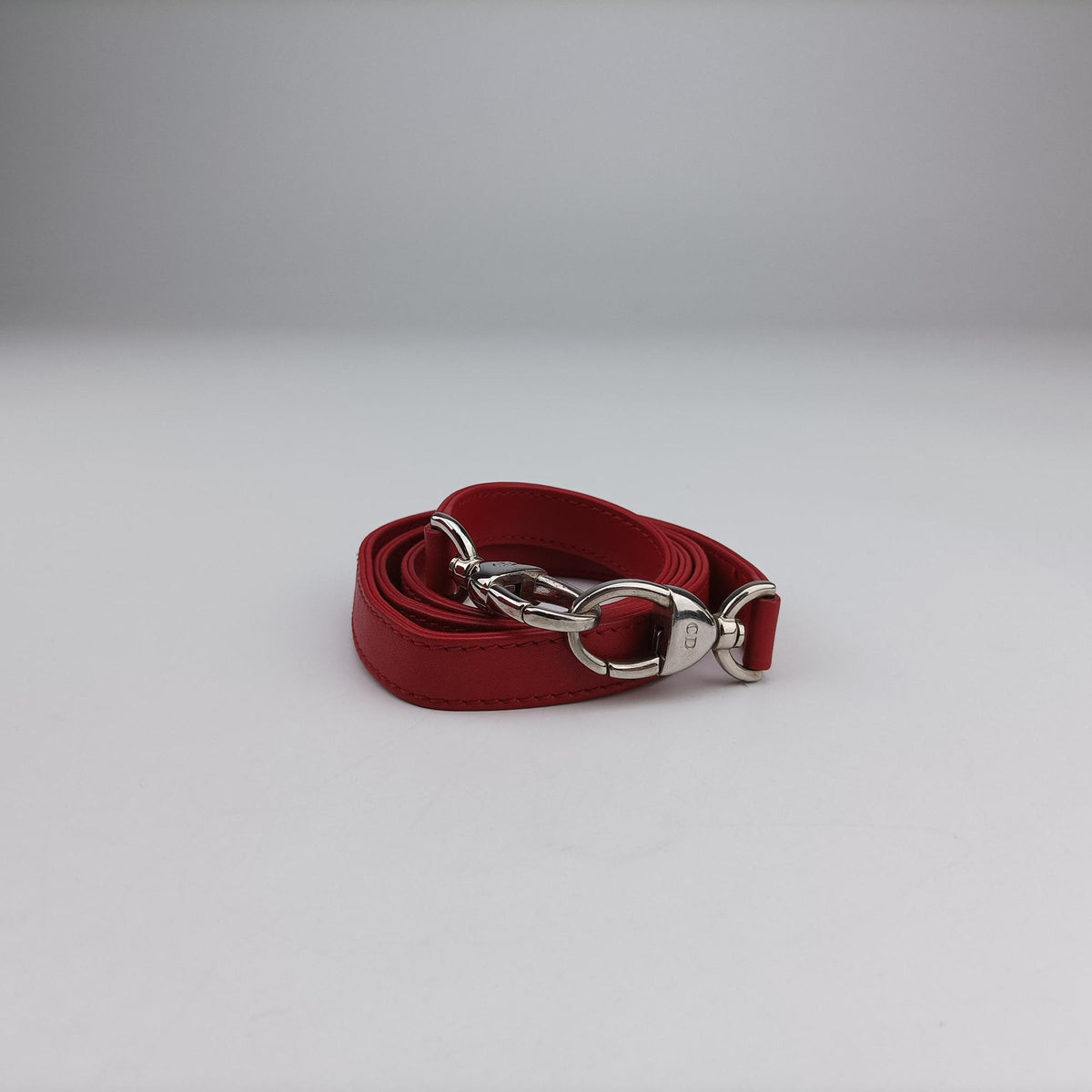 Pre-owned Christian Dior Lady Dior Red lambskin  shoulderbag | stylenewstar