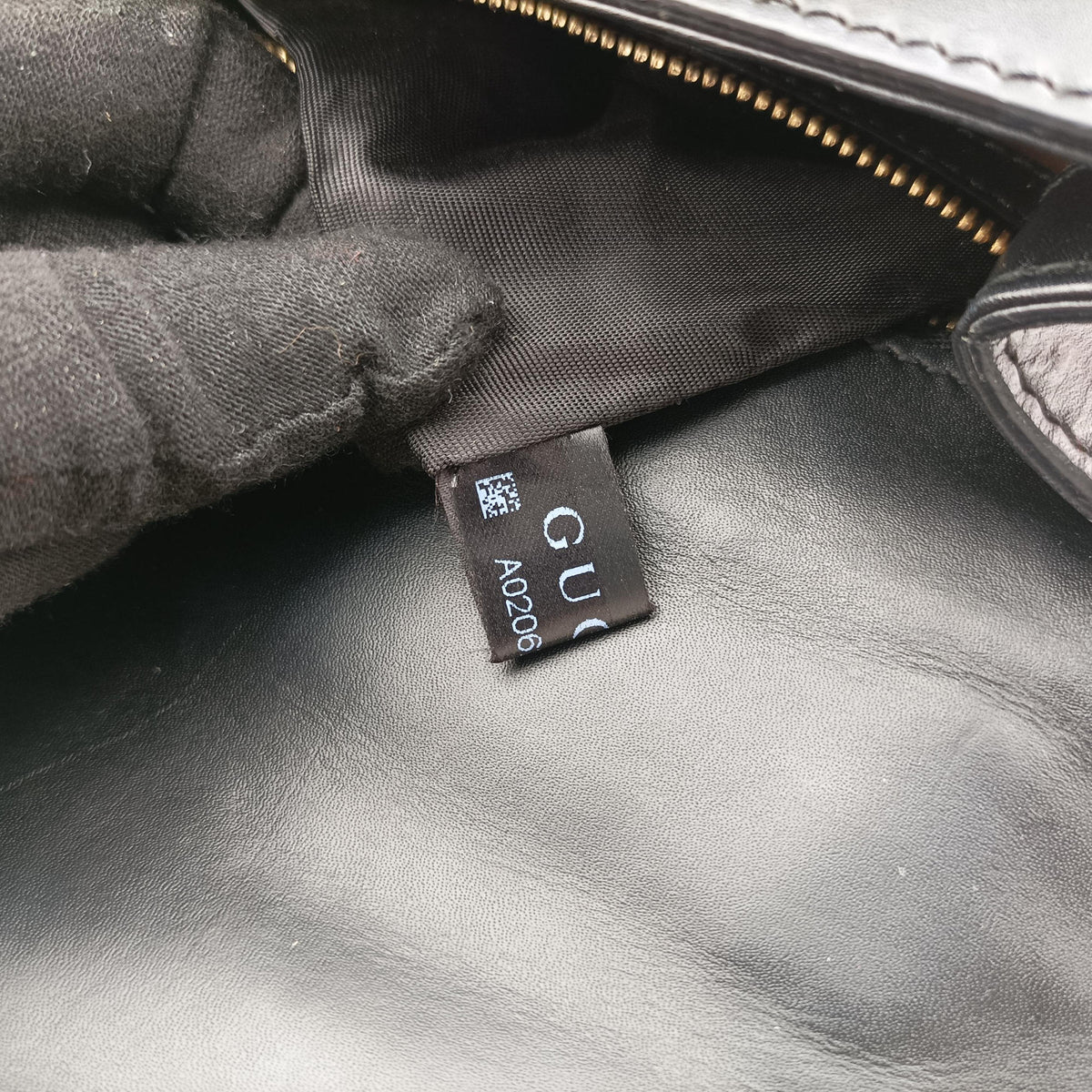 Pre-owned Gucci Sylvie Black Leather 421882 shoulderbag | stylenewstar