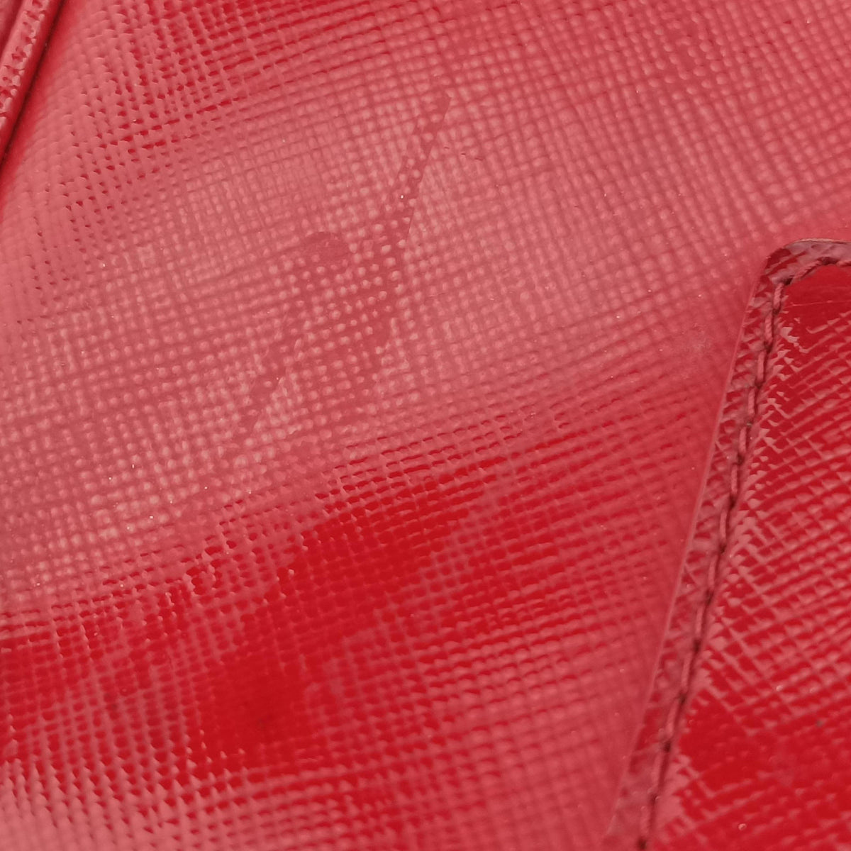 Pre-owned Prada Pyramid Red Patent Leather BL0808 handbag | stylenewstar