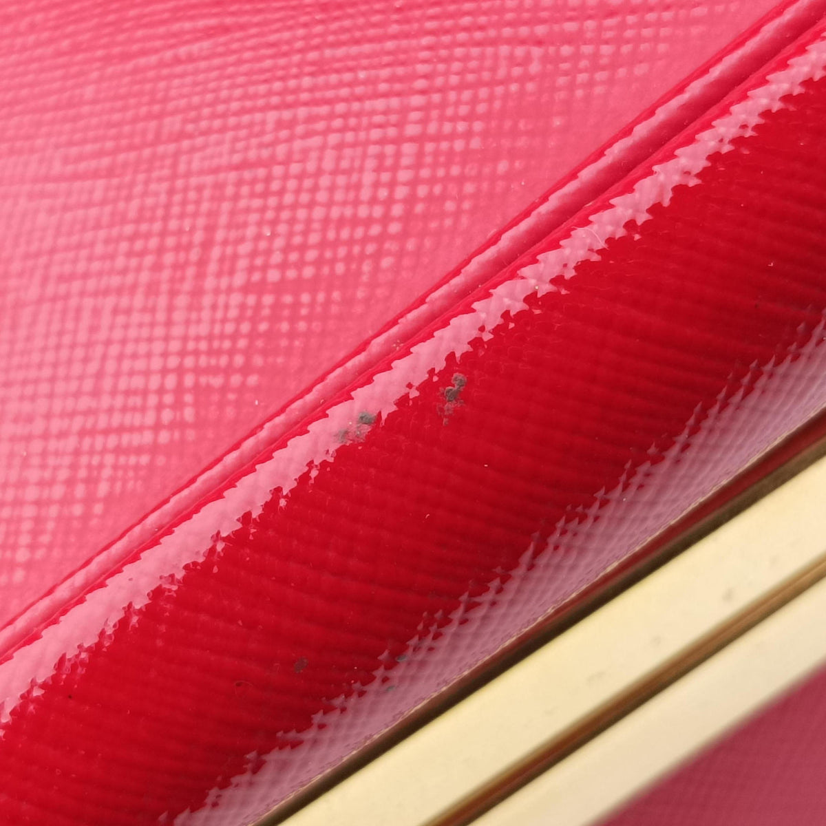 Pre-owned Prada Pyramid Red Patent Leather BL0808 handbag | stylenewstar