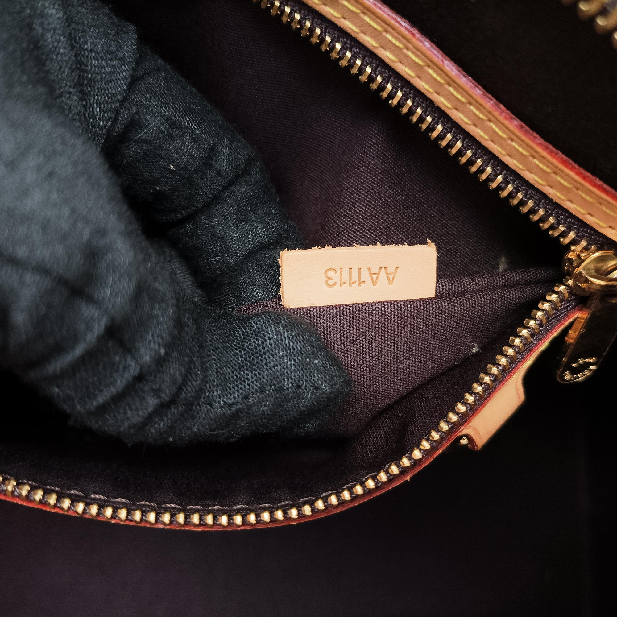 Vintage Louis Vuitton Brea MM AMARANTE Vernis M91619 shoulderbag | stylenewstar