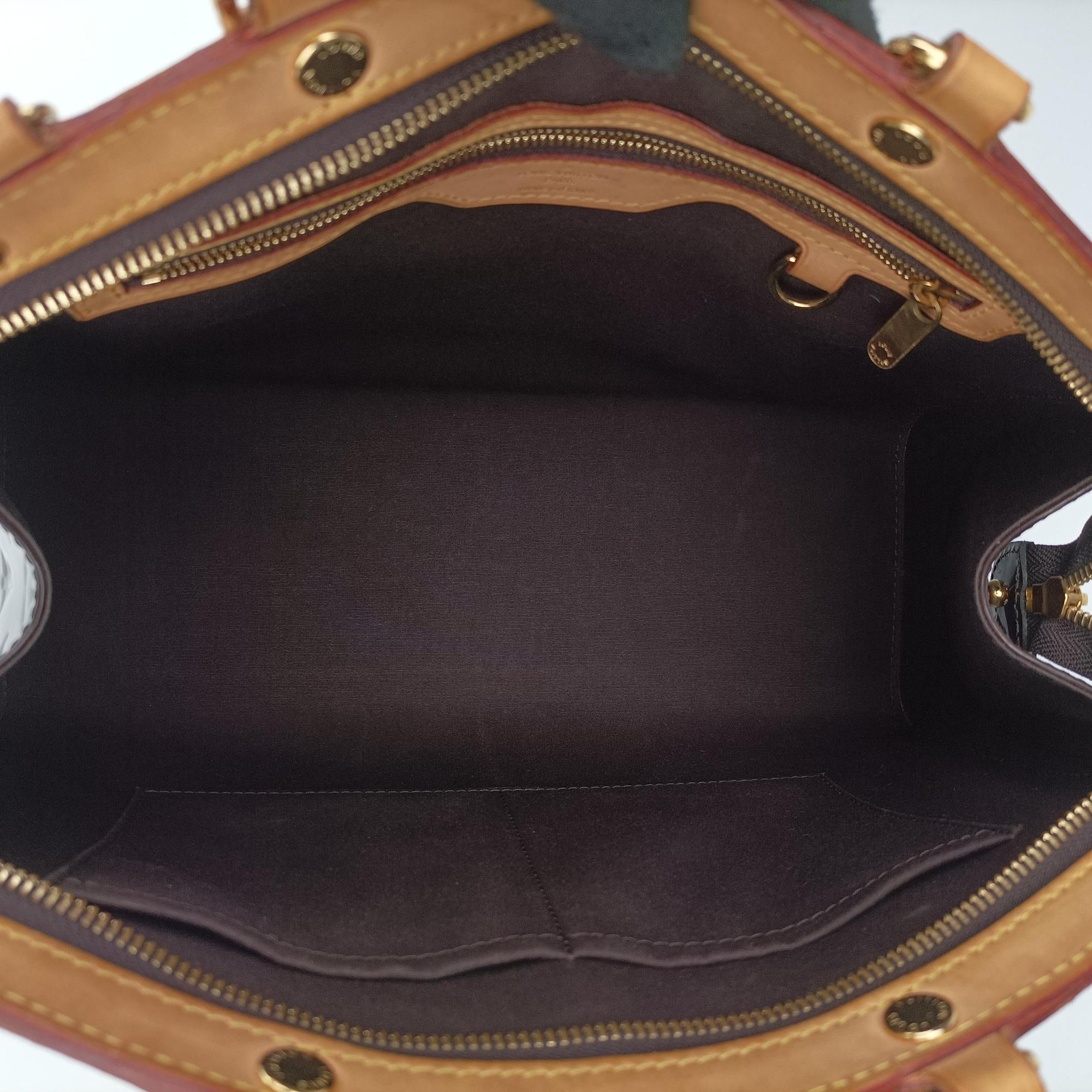 Vintage Louis Vuitton Brea MM AMARANTE Vernis M91619 shoulderbag | stylenewstar