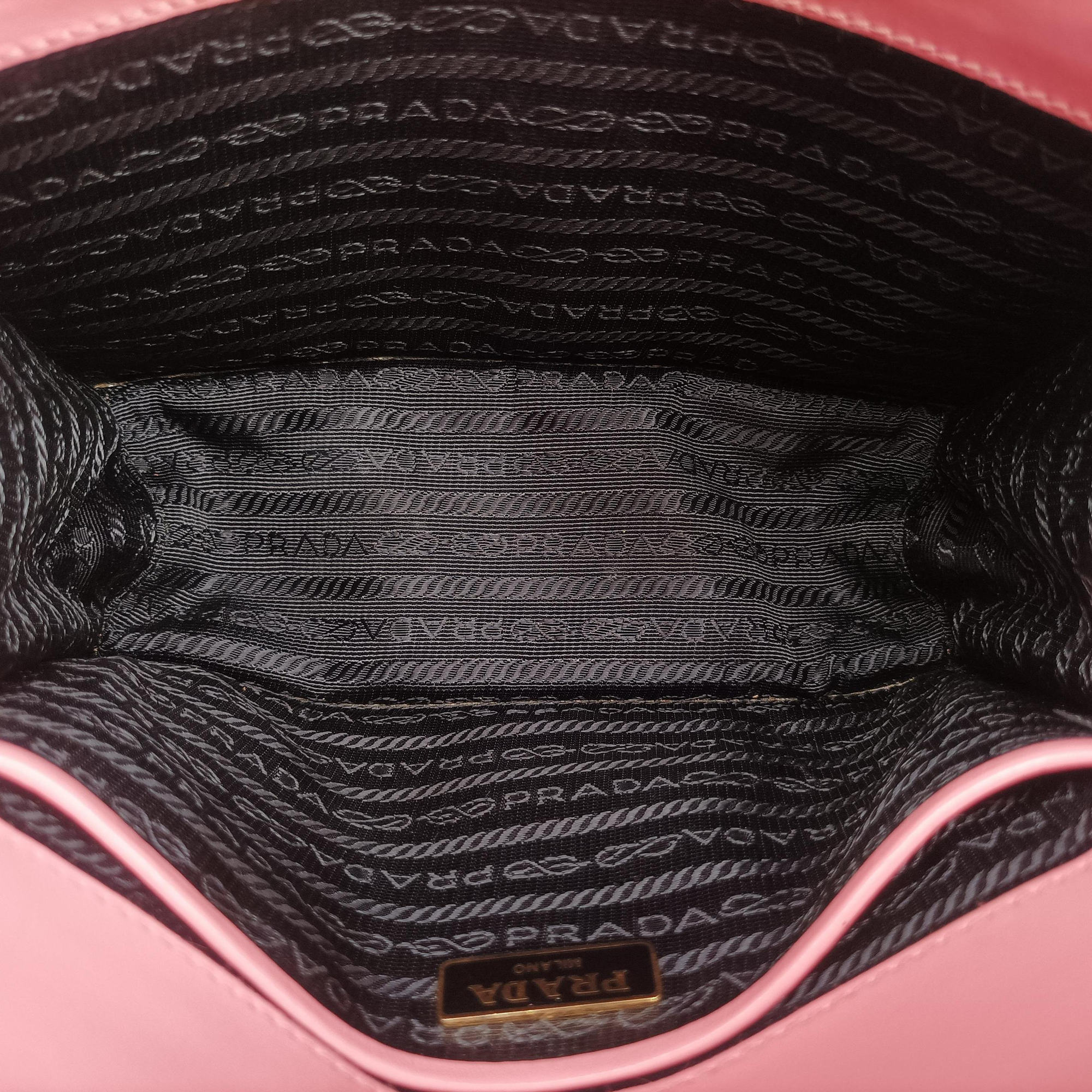 Pre-owned Prada milano logo Pink Saffiano Leather 1BP012 shoulderbag | stylenewstar