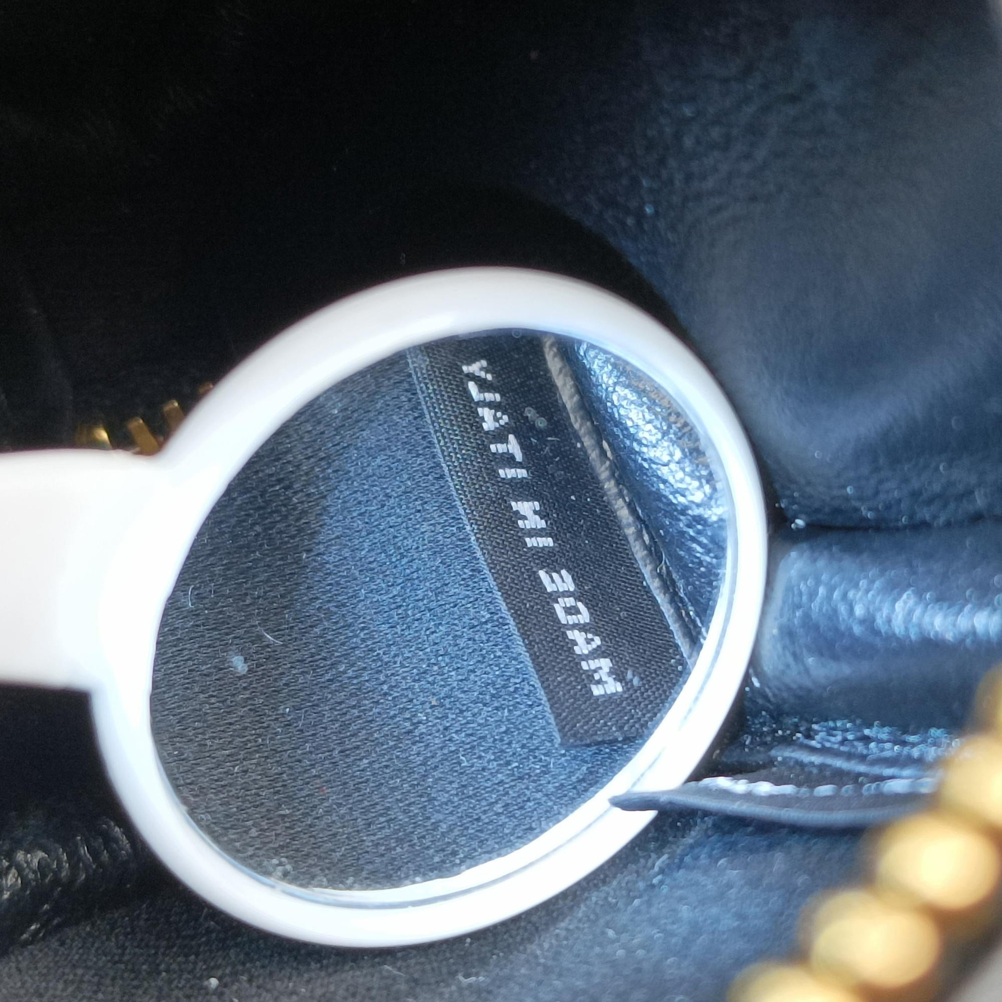 Secondhand Miu Miu Beau Black Leather  handbag | stylenewstar