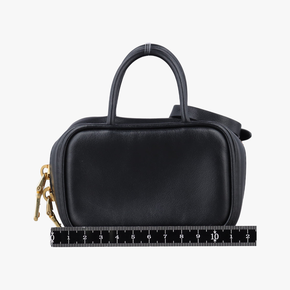 Secondhand Miu Miu Beau Black Leather  handbag | stylenewstar