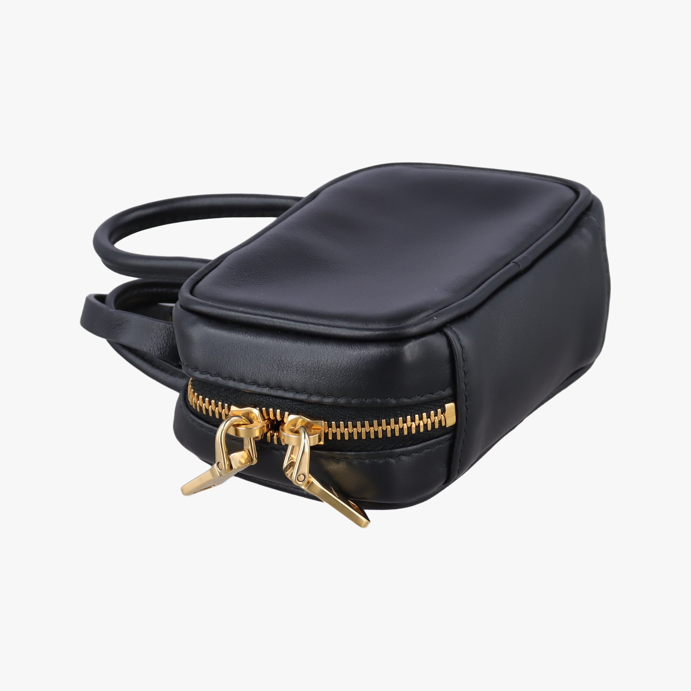 Secondhand Miu Miu Beau Black Leather  handbag | stylenewstar