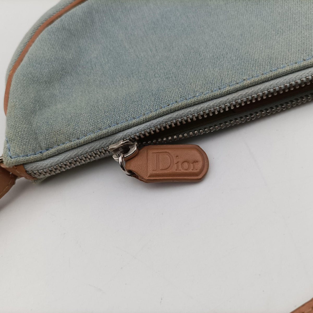 Pre-owned Christian Dior Saddle pouch Blue Denim x Leather  handbag | stylenewstar
