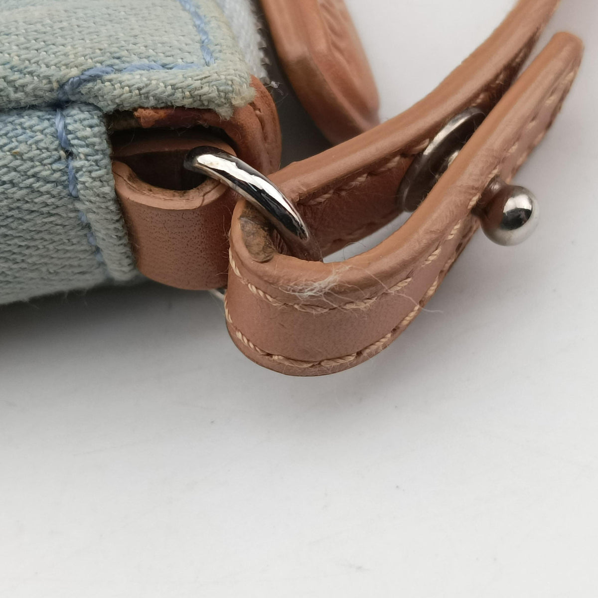 Pre-owned Christian Dior Saddle pouch Blue Denim x Leather  handbag | stylenewstar