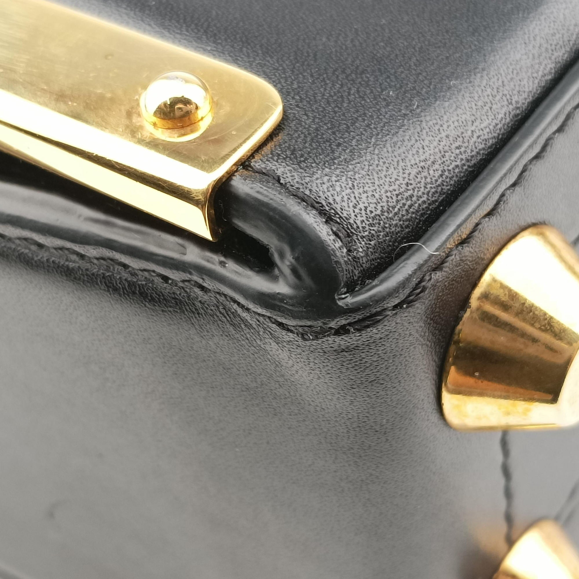 Pre-owned Alexander McQueen Box Black Leather  shoulderbag | stylenewstar