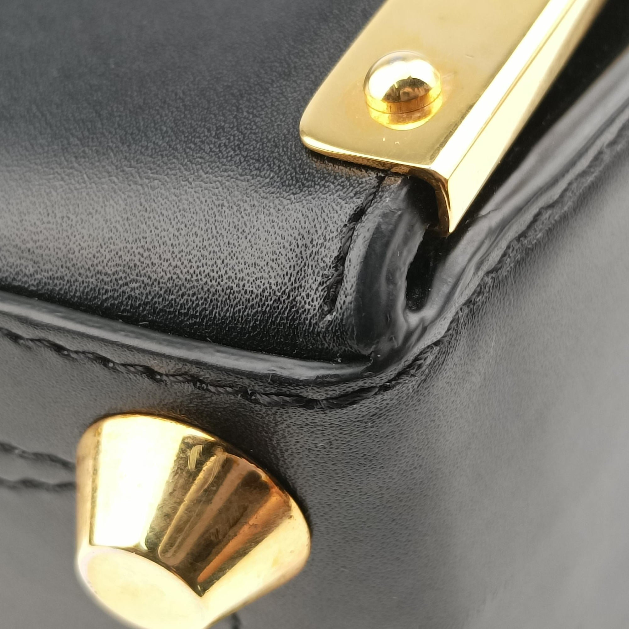Pre-owned Alexander McQueen Box Black Leather  shoulderbag | stylenewstar