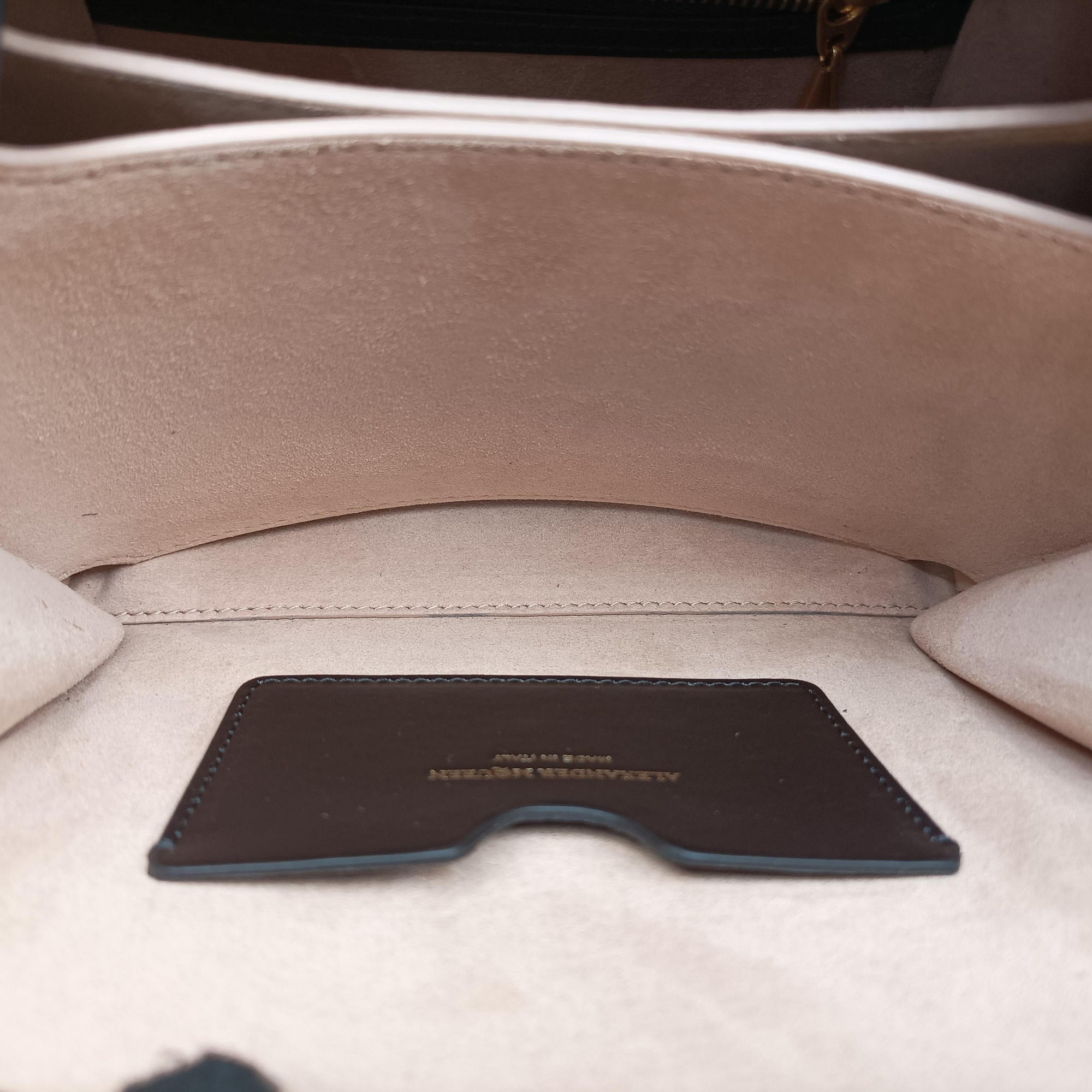 Pre-owned Alexander McQueen Box Black Leather  shoulderbag | stylenewstar