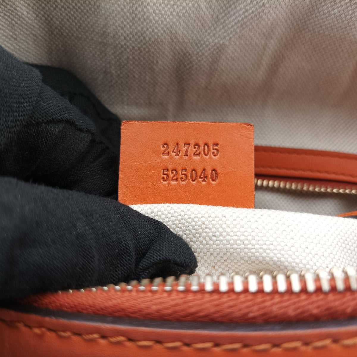 Pre-owned Gucci Sherry Line Beige×orange Canvas×Leather 247205 shoulderbag | stylenewstar