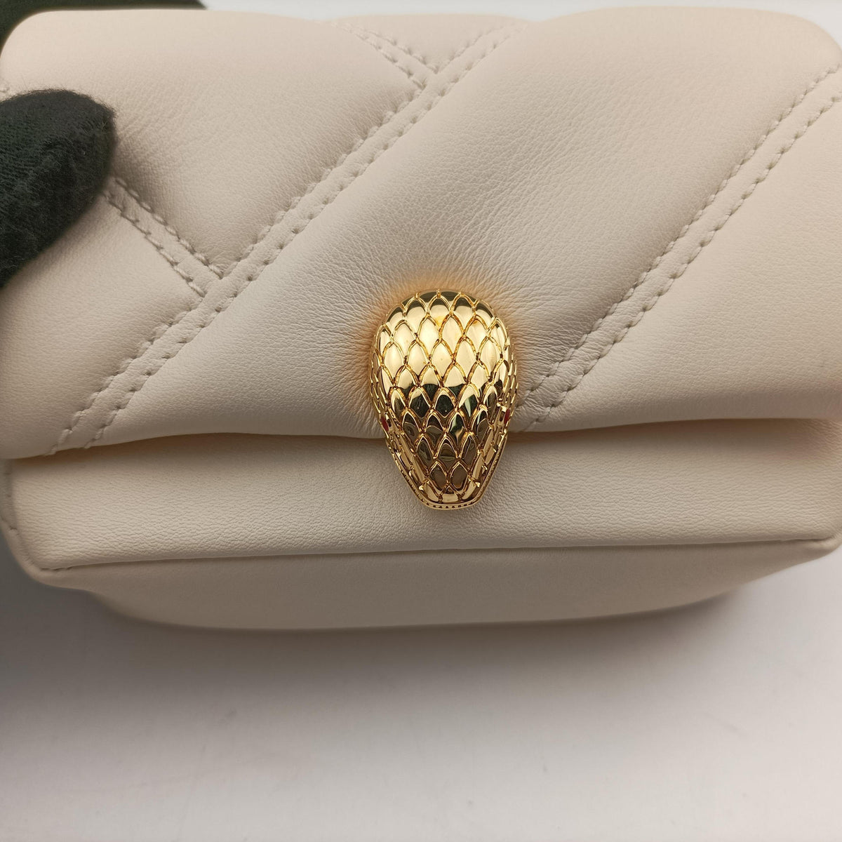 Pre-owned Bvlgari Serpenti Cabochon Micro Ivory Opal calf  shoulderbag | stylenewstar