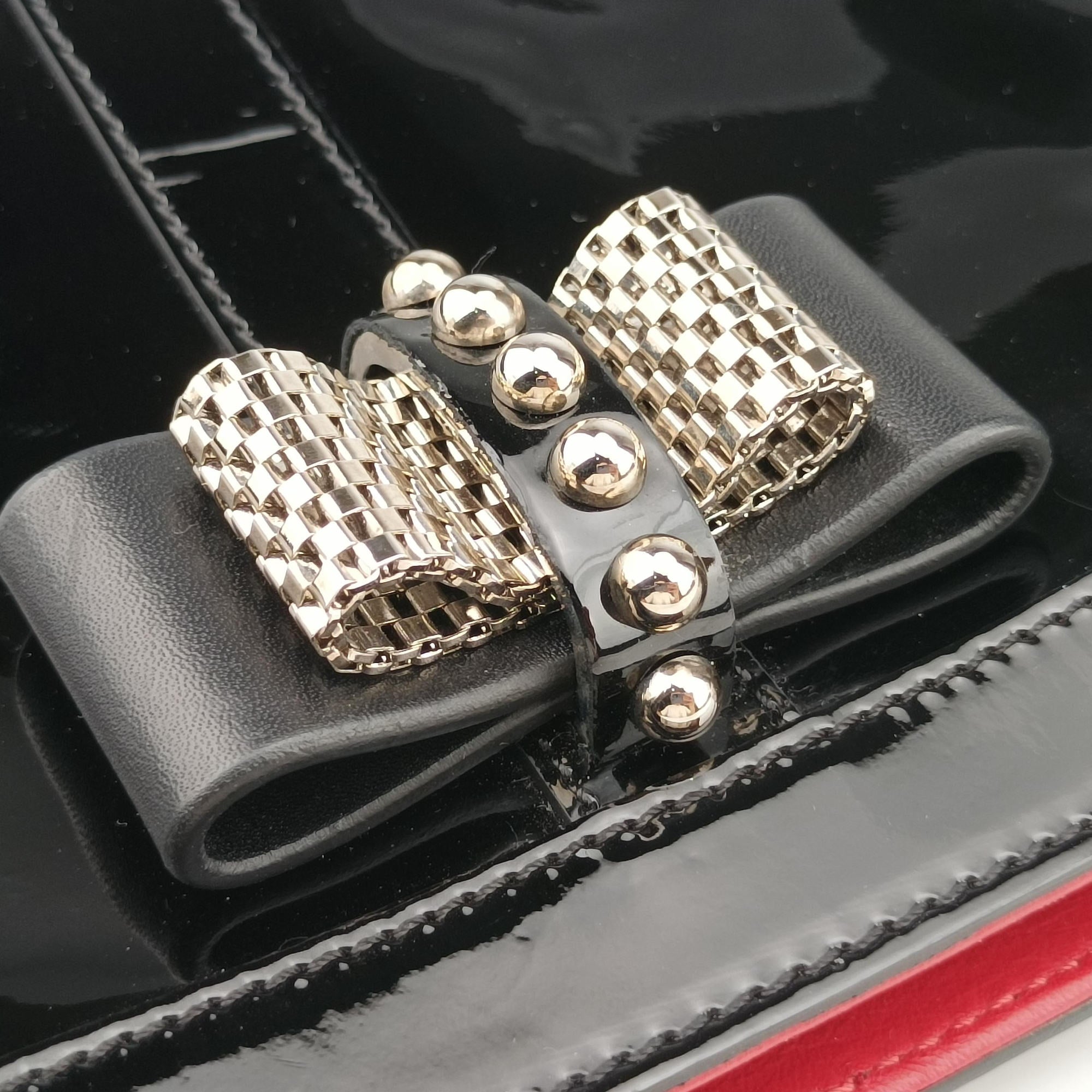 Vintage Christian Louboutin Sweet Charity Black Enamel Leather  shoulderbag | stylenewstar