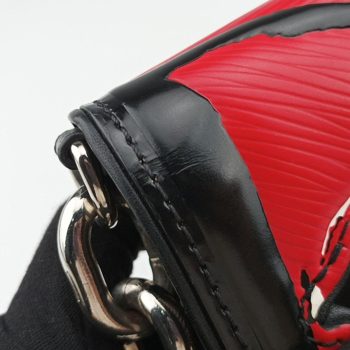 Pre-owned Louis Vuitton Pochette Kabuki Mask Red × Brown Monogram Canvas × Epi Leather M43527 shoulderbag | stylenewstar
